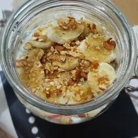 Banana nut crunch oatmeal|R Beckie Lohさん