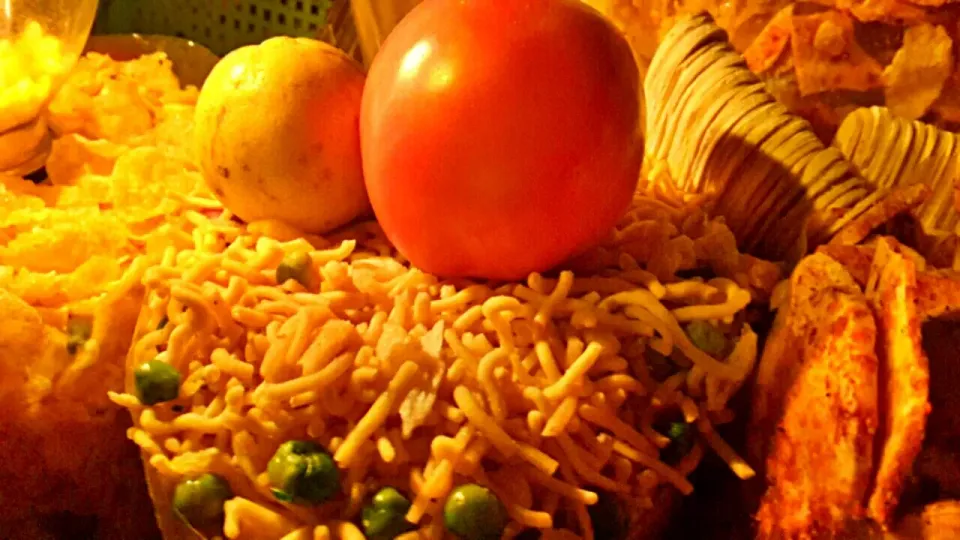 Bhel Puri- A Sweet & Spicy, Cruncy Indian snack|Mohit Mairさん