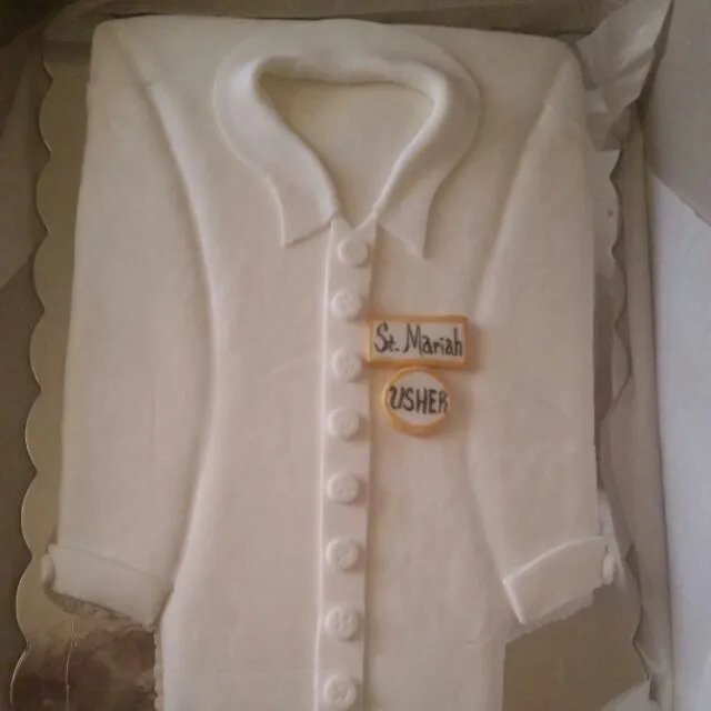 Usher Uniform Cake|TinaCakesさん