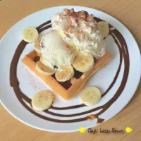 เค้ก: Monkey  likes it Waffle .|Mild Millie Millie'sさん