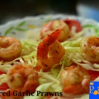 Peppered Garlic Prawns prepared in my company... #RichiezBuffet|Richard Jamesさん