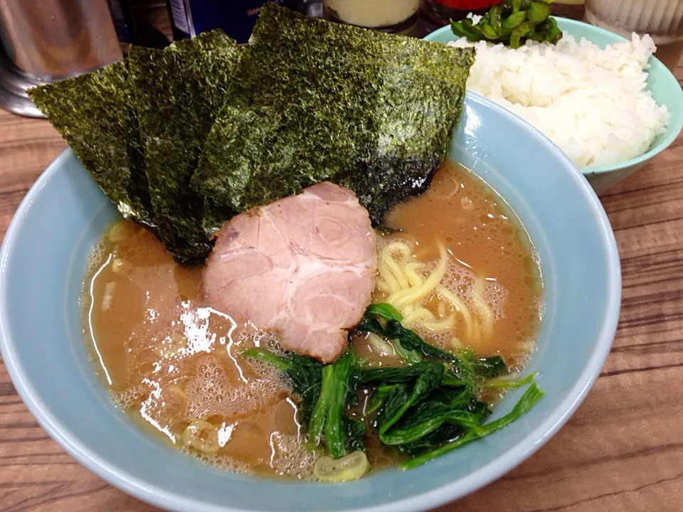 中野武蔵家本店のラーメン|幸家さん