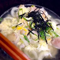 Snapdishの料理写真:旦那様お手製♥︎看病うどん|果歩さん