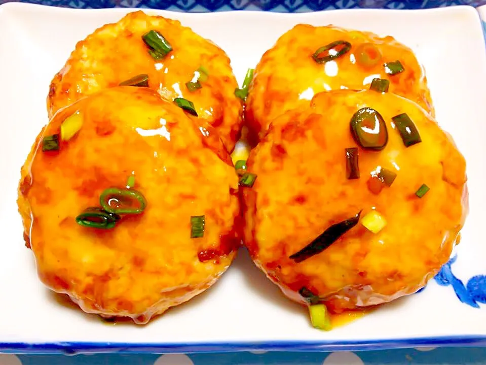 Tofu burger with sweet & spicy sauce|Liezlさん