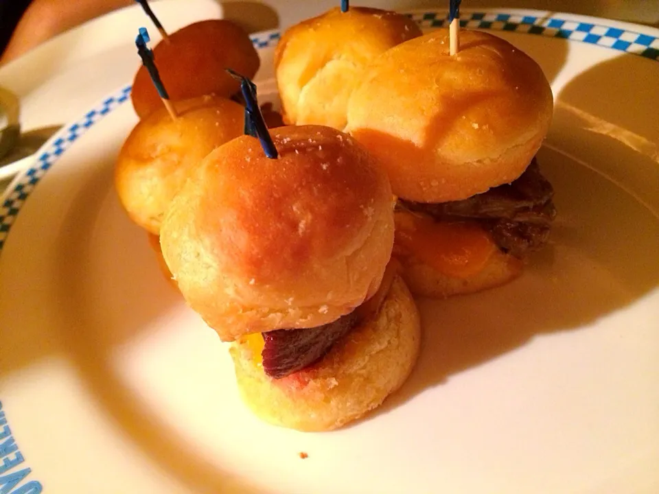 Mini beef sliders|prissyさん