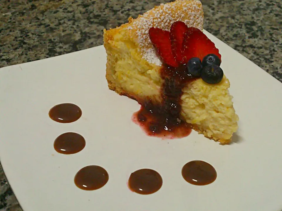 Baked Cheesecake - delicious ^^|Daniela Cunhaさん