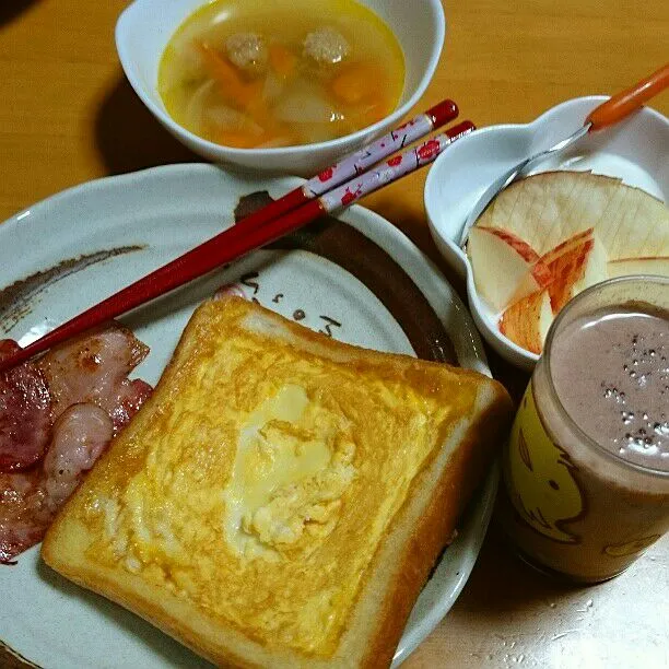 朝食☕🍞🌄
卵チーズパン🍞|ふみぃさん