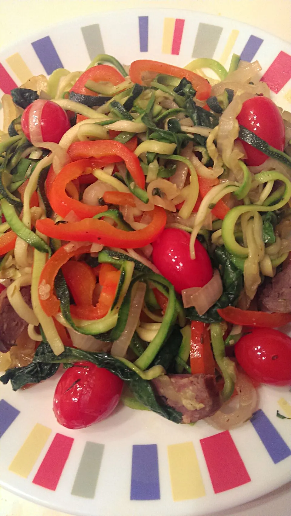 Spiralized zucchini noodles with satueed veggies. #vegetti|Patty Germanさん