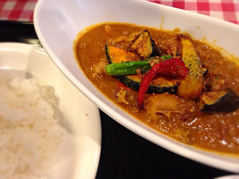 どっさり野菜のトマトチキンカレー|Kaneko Ryogenさん