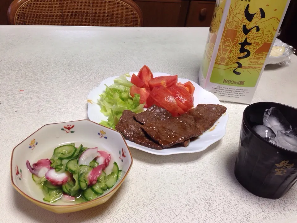 Snapdishの料理写真:今日も魚釣島り上がりで晩酌|pin_floさん