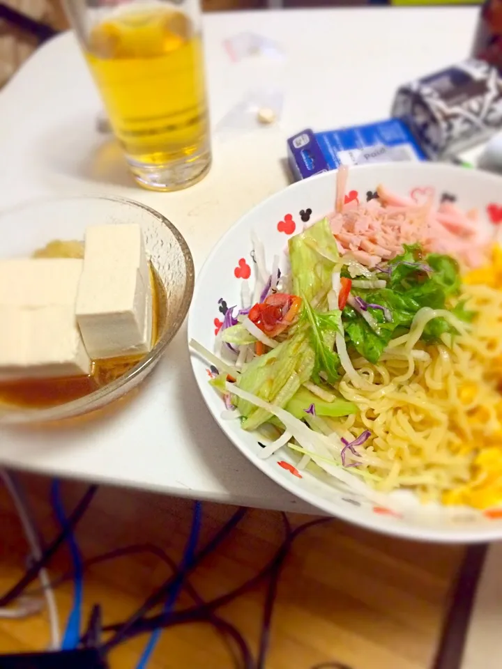 Snapdishの料理写真:冷やし中華と冷や奴|まーるさん