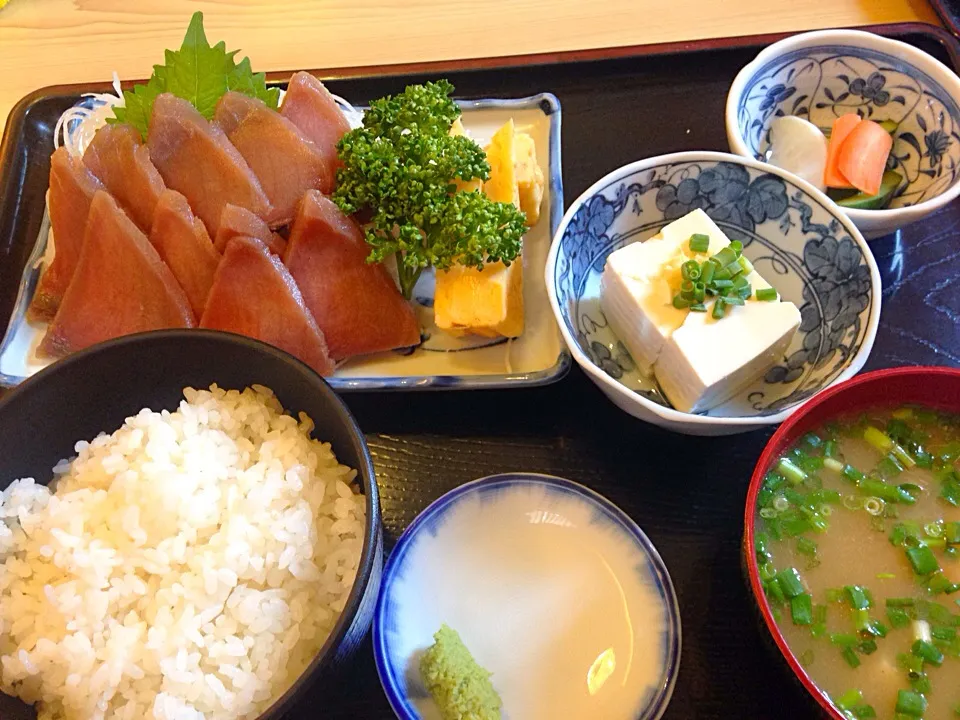 マグロ定食@和風食事処 なか里(中央区)|みっさんさん