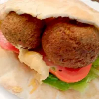 Falafel

Falafel=Jewish styled sandwich; )|tomokoさん