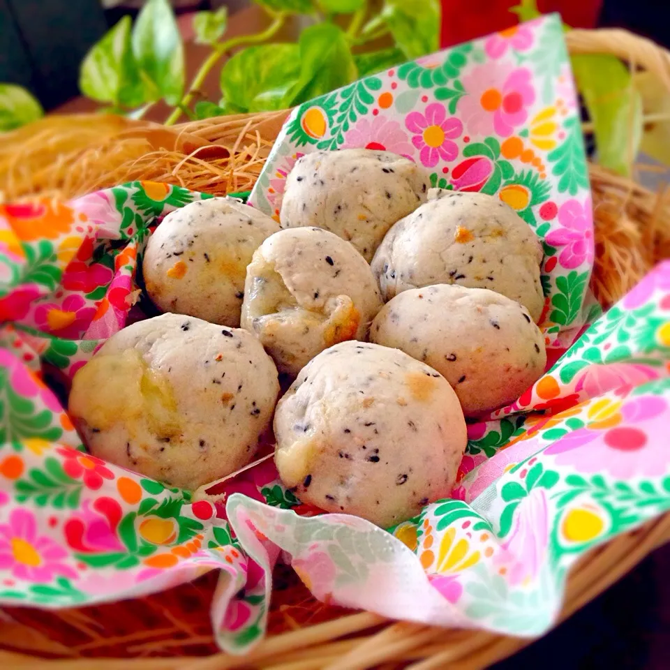 さわこさんの料理 お餅の残りで💕スグデキ💕もーっっちもちパン♬|ららさん