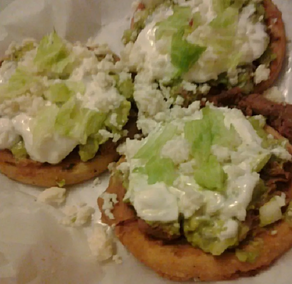 sopes De carne asada|Crisi Marie Garciaさん