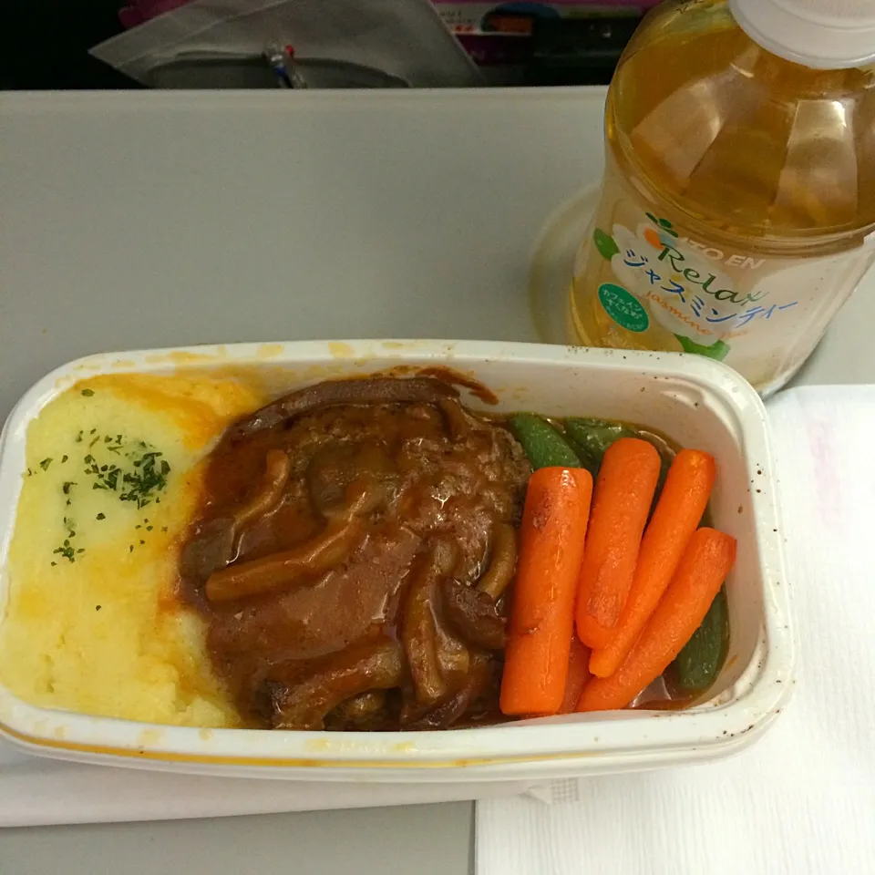 flight meal of MM27 KIX-TPE|maixx ใหม่さん