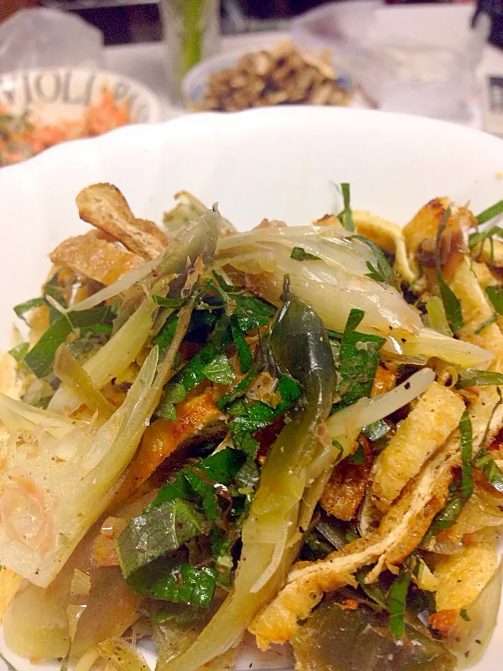 ミョウガと焼き油揚げと大葉の和え物|ふかちんさん