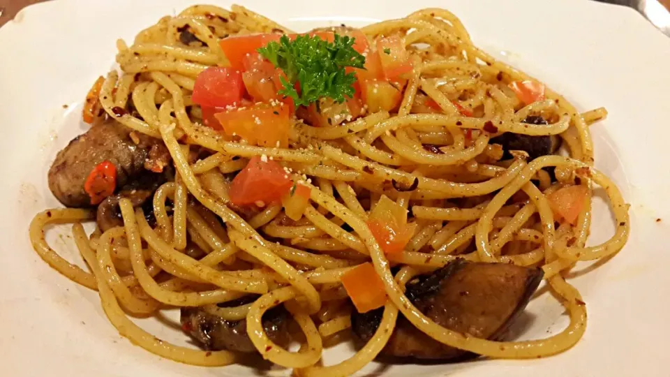 Spaghetti Aglio Olio|Chaterine Iswantoさん