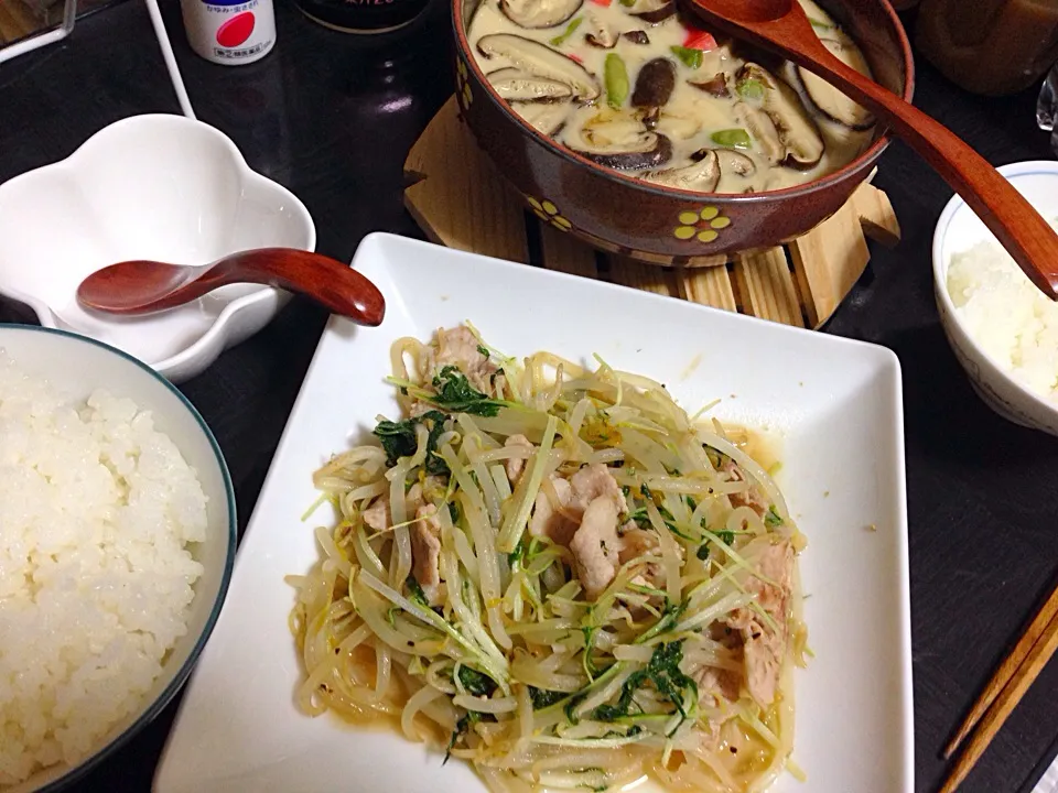 今日の晩ご飯は、豚もやしと水菜の柚子胡椒炒め、どんぶり茶碗蒸し。|ゆえさん