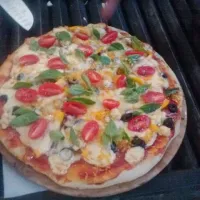 pizza on the grill|Rodrigo Sosaさん