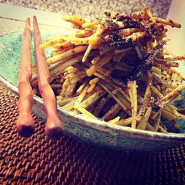 Burdock salad w/ honey mustard dressing. 牛蒡サラダハニーマスタードドレッシング|Yuka Nakataさん