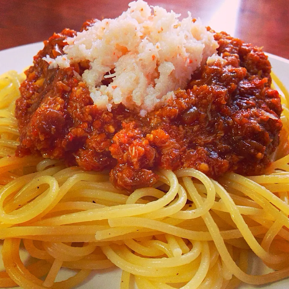 カニ缶とトマトソースのパスタ🍝|シナミルさん