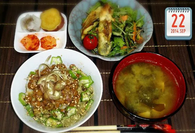 Snapdishの料理写真:子どもの朝ごはん

ねばねば系和風めし|りんりんさん