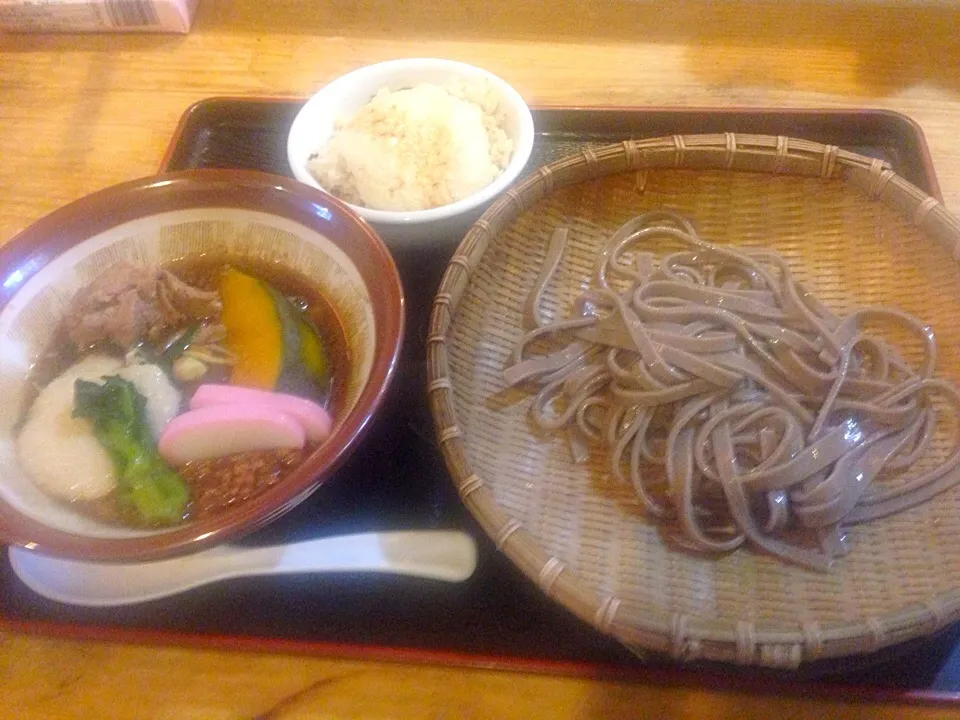 セサミン大量！亀戸名物胡麻そば！秋の出汁 山の幸と牡丹(イノシシ)|亀戸 養生蕎麦 高のさん