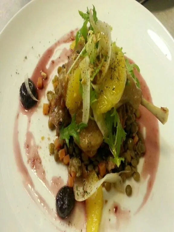 duck confit with spiced smoked pork belly green lentils stew, finish with green frisee orange segment and fennel salad. serve with dark cherry red wine jus.|Christopher Chongさん