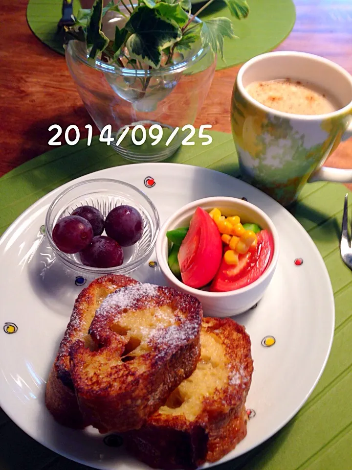 Snapdishの料理写真:朝ごはん 2014・9・25|ローゼルさん