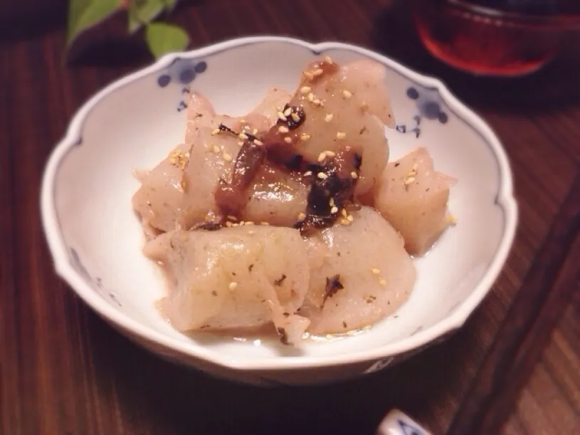 コンニャクの梅味炒め煮|まちまちこさん