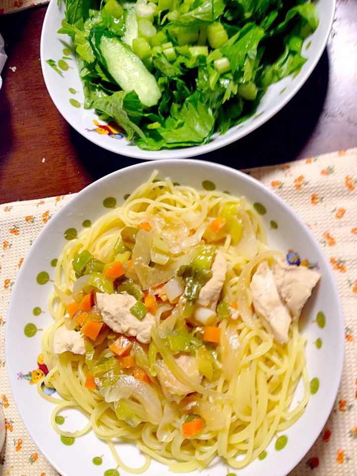 鶏肉の和風パスタ グリーンサラダ|掛谷節子さん