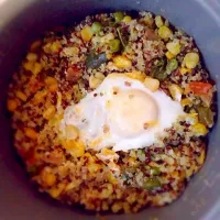 Snapdishの料理写真:Quinoa with pepper, cheese, egg, maize|sukiさん