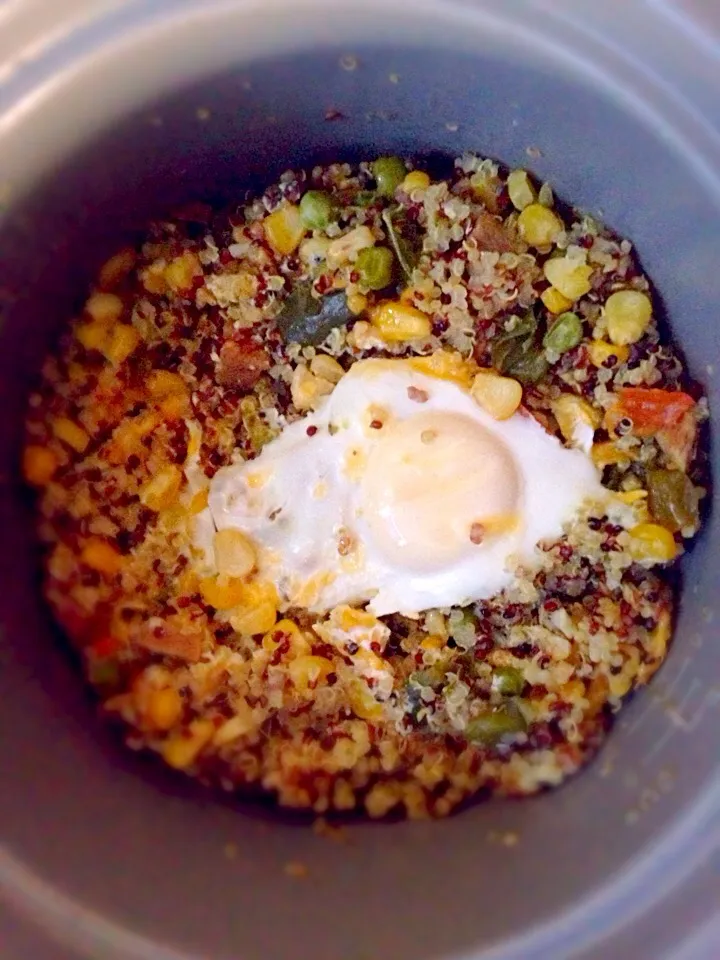 Quinoa with pepper, cheese, egg, maize|sukiさん