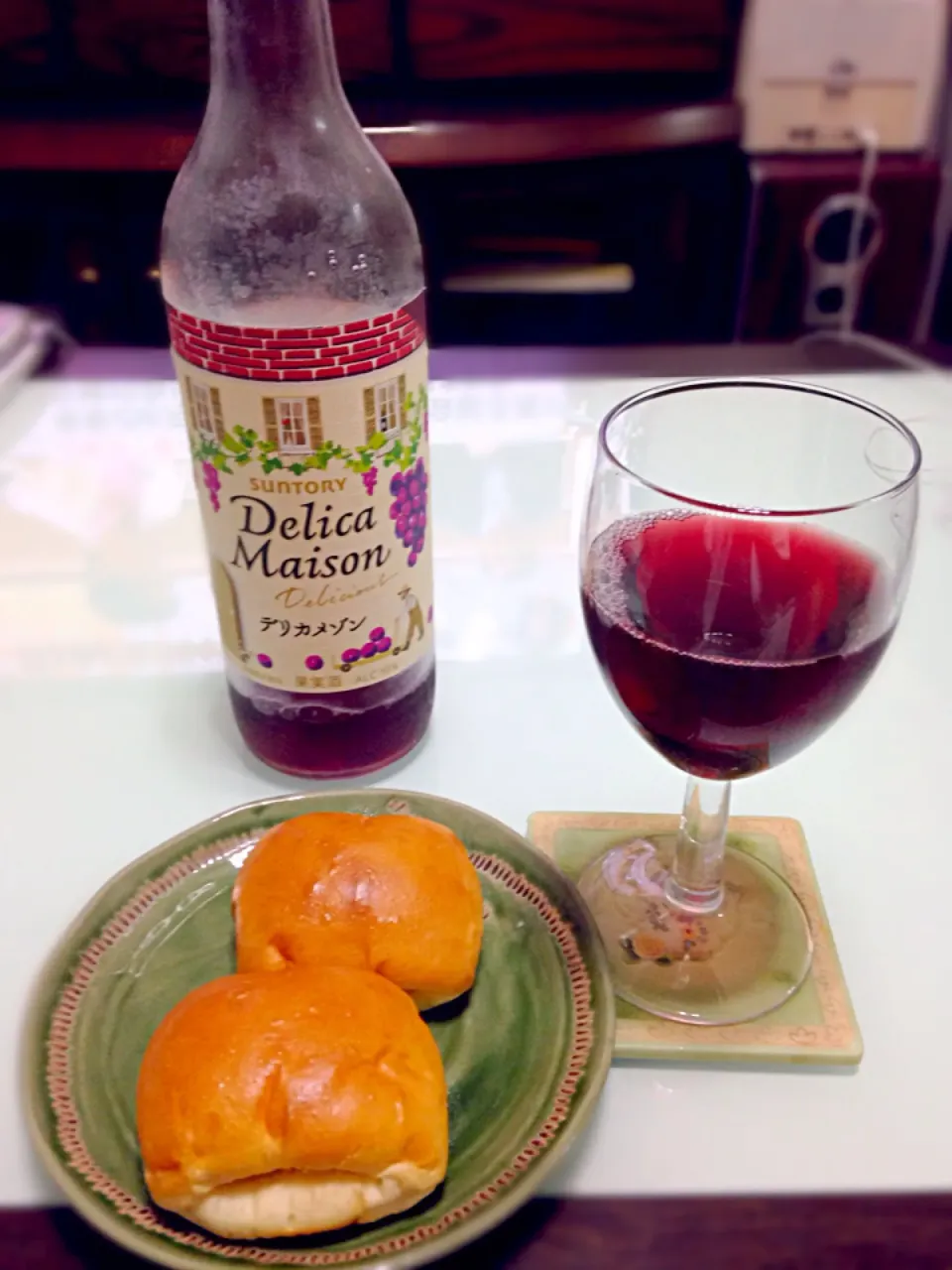 夕飯の待ち時間にちょこっと🍷|マニラ男さん