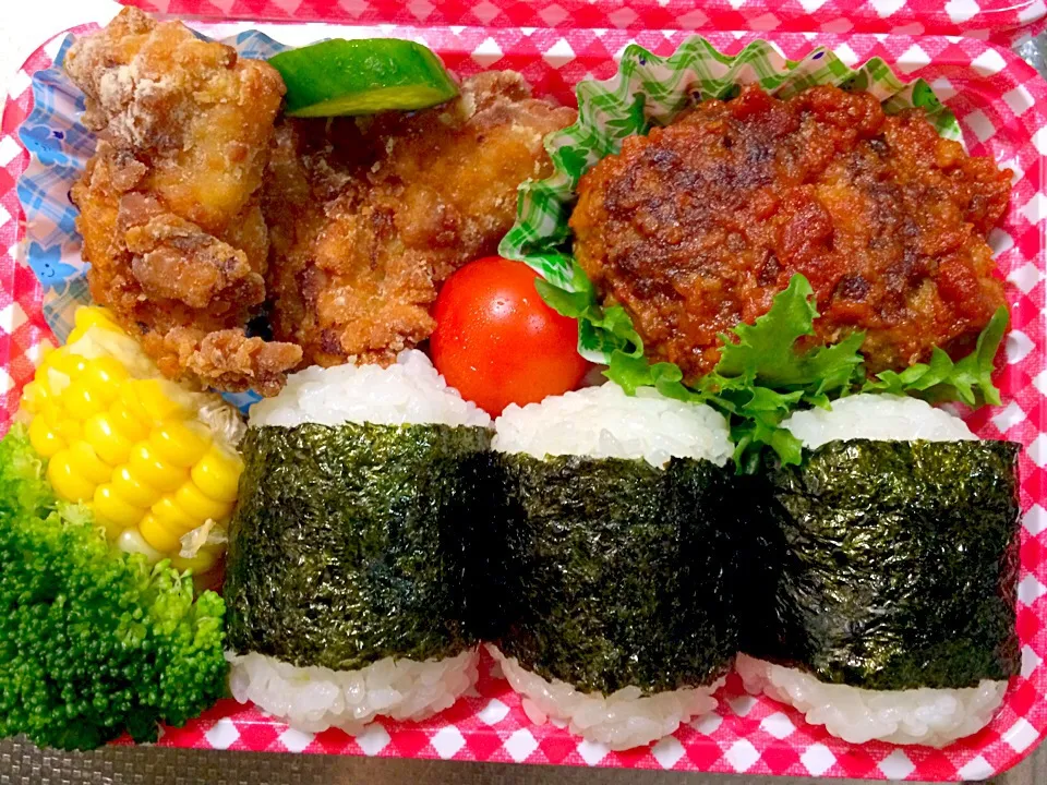 トマト煮込みハンバーグ、さくさくから揚げのお弁当|Yumikoさん