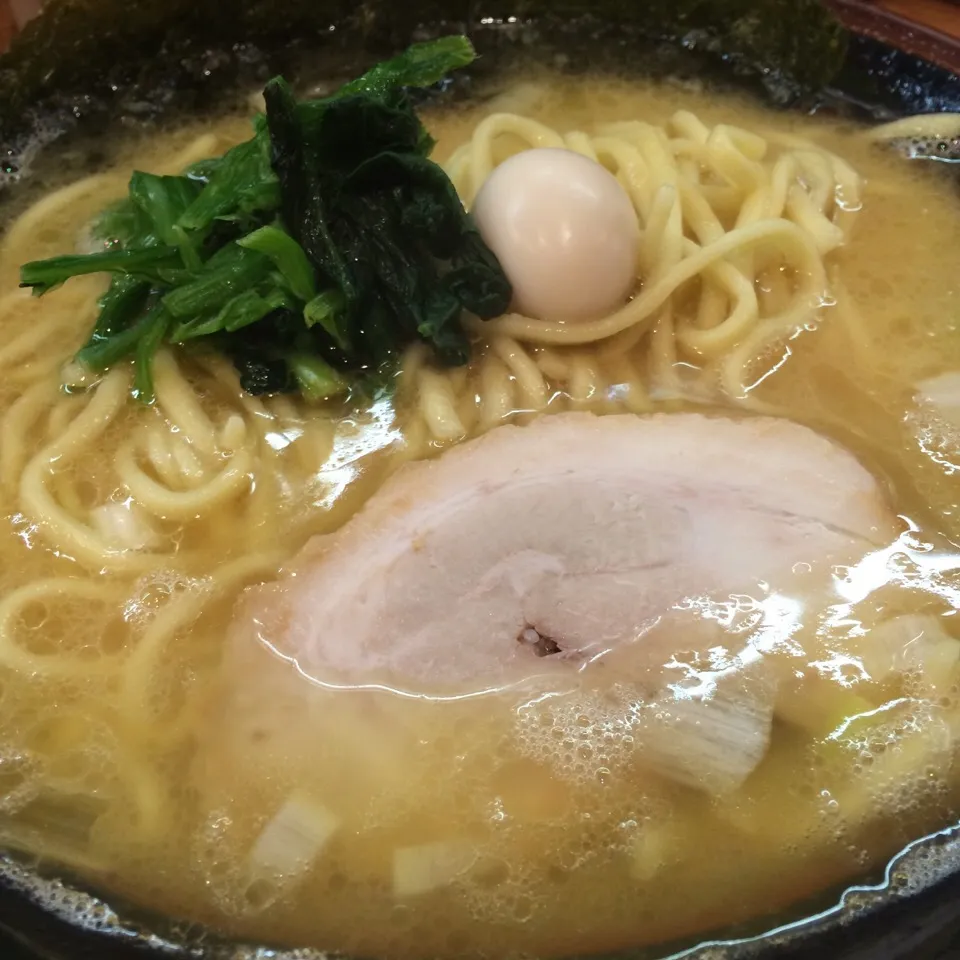 Snapdishの料理写真:ラーメン大盛 固め、濃いめ、多め|Koichi Shibataさん