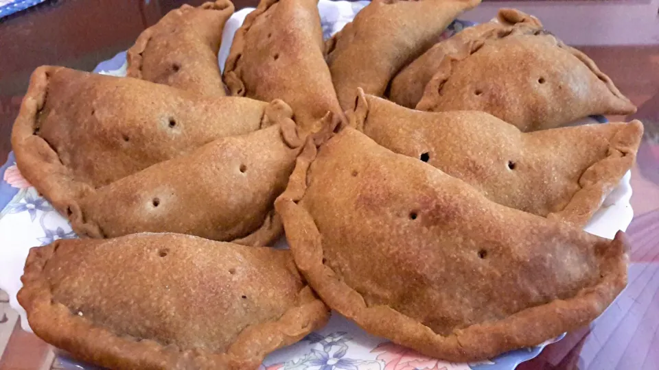 Empanaditas al horno con espinacas al ajillo.|nuria wassabiさん