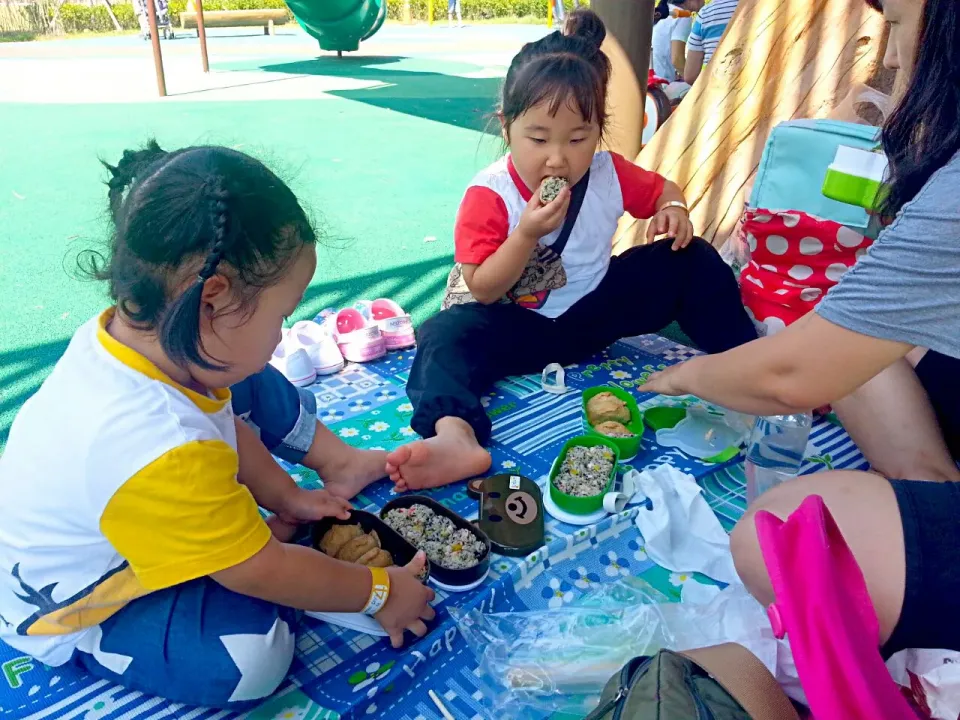 소풍가서 도시락 맛나게~~|펭부파파さん