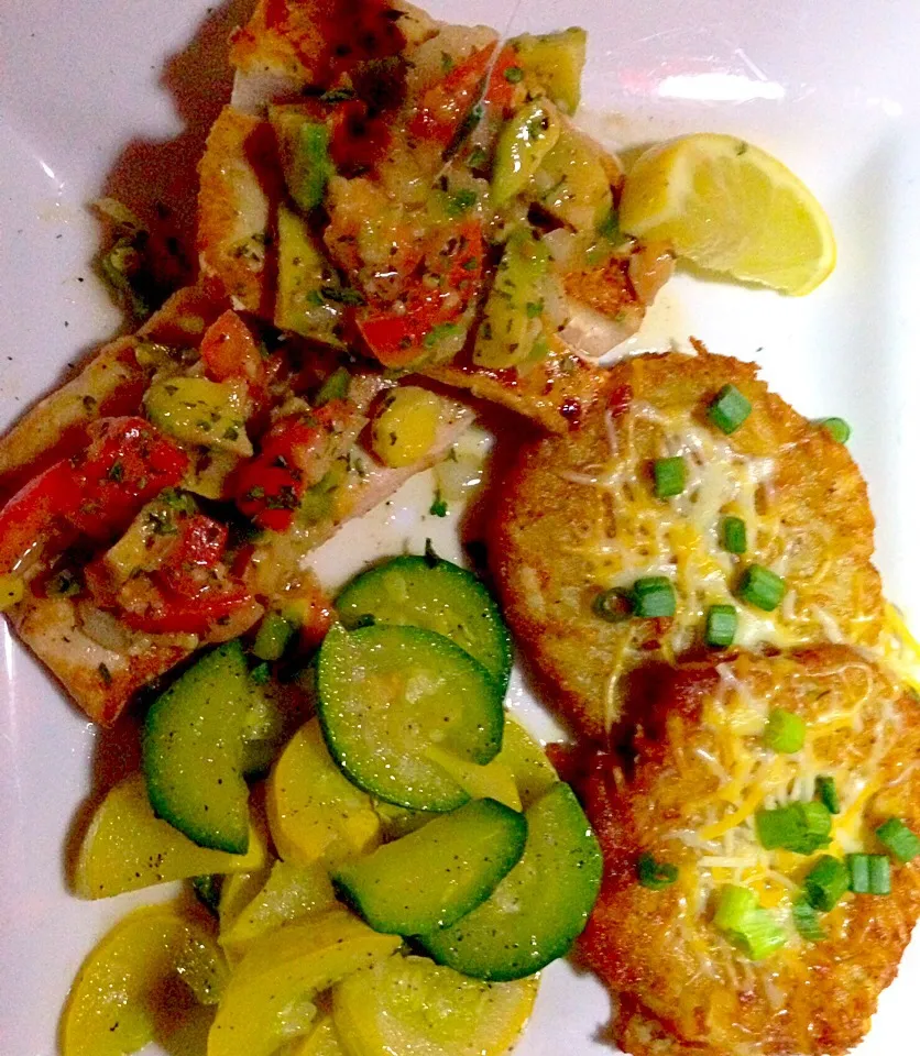 Mahi with potato pancakes and vegies|lori sさん