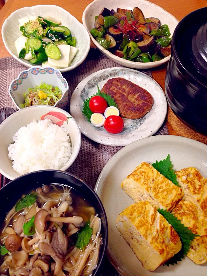 マルシンハンバーグで朝ご飯🍀|デミさん