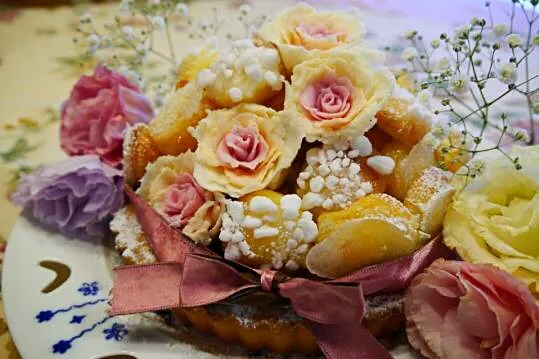 【 再掲です 】プラチョコの薔薇のケーキ|メイスイさん