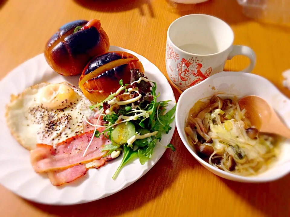 休日の朝ごはん|まなみんさん