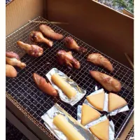 Snapdishの料理写真:手作りスモークチキン＆チーズ|ナボナさん