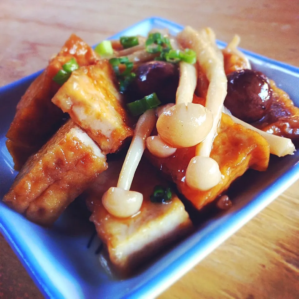 Fried Tofu with mushroom.|mamaeriさん