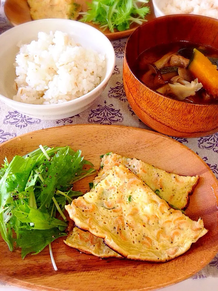 〜ランチ〜桜海老とピーマンの卵焼き、南瓜と茸たっぷり豚汁|まみさん