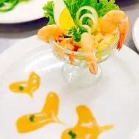 Shrimp mocktail with sauce|FYDNさん