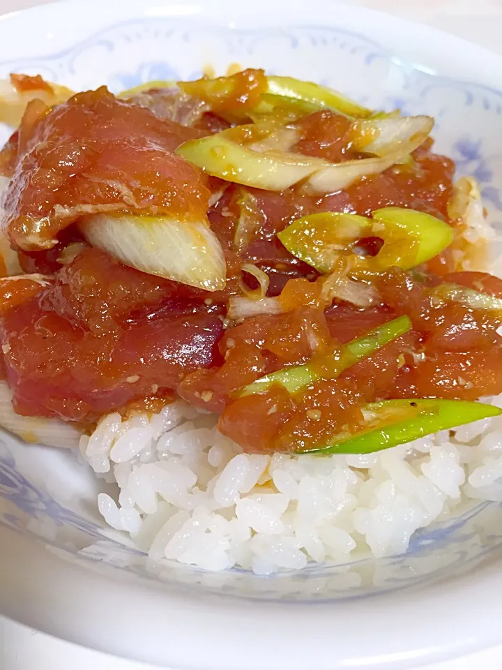 Snapdishの料理写真:マグロの漬け丼|Takanori Muraseさん