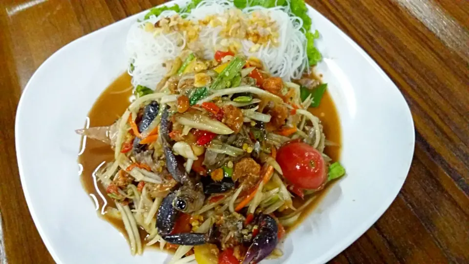 Snapdishの料理写真:#Papaya salad Vientiane style|Vientiane Kitchen Sukhumvitさん