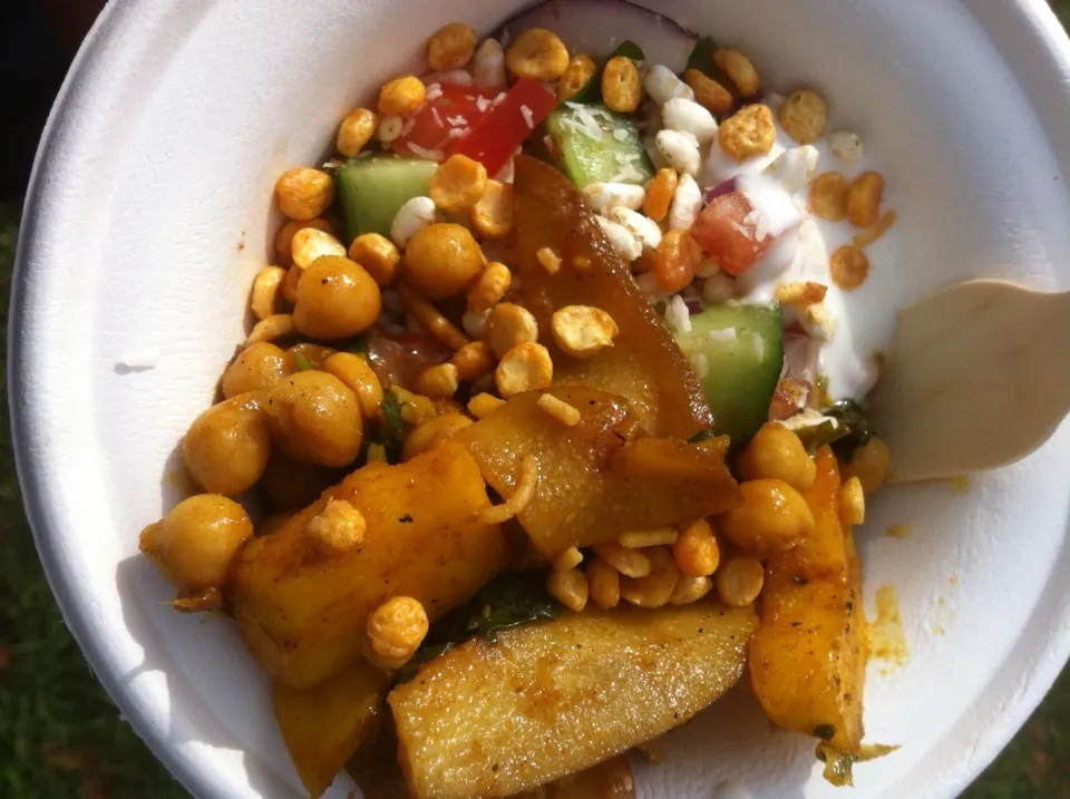 Bhel puri spiced apple @ Stanmer Park's Apple Day|Nick Hiderさん